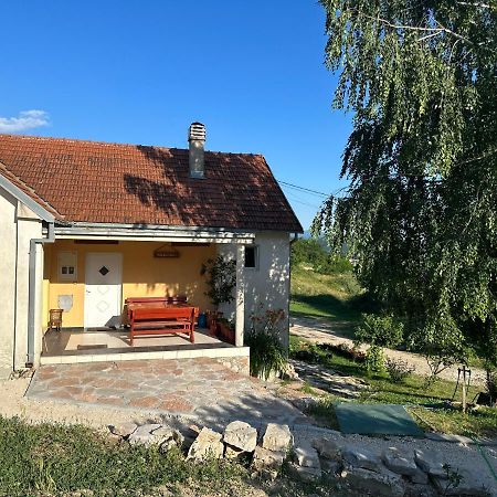 Гостьовий будинок Gazdinstvo Tadic Нікшич Екстер'єр фото